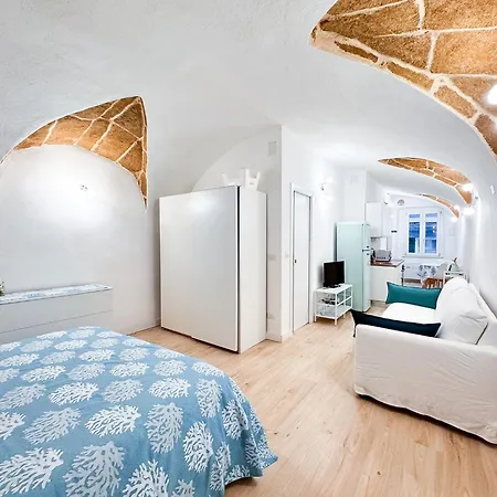 Alcova House, Cozy And Charming Apartman *